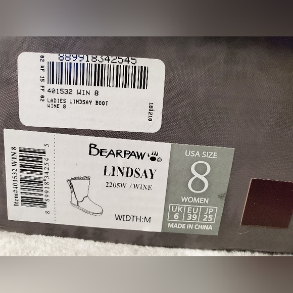 Brand New, Never worn, BearPaw Short Wide boots - Picture 11 of 13